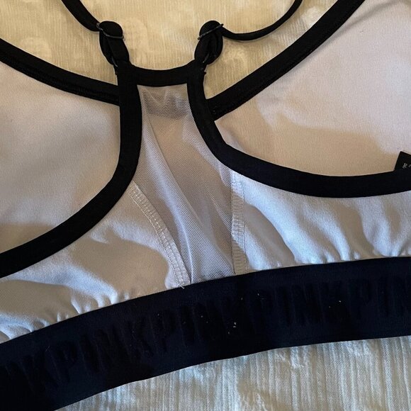 EUC Set of 4 Pink Ultimate Bras, Small - Picture 10 of 15